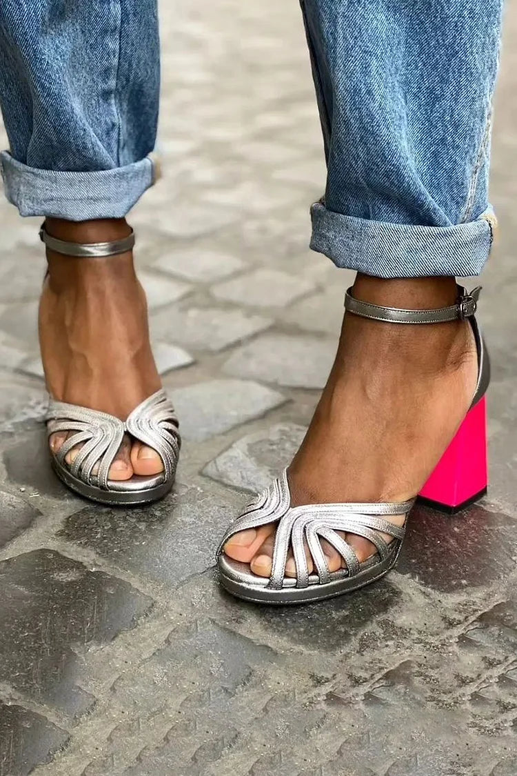 SANDALIAS CON TACÓN BICOLOR
