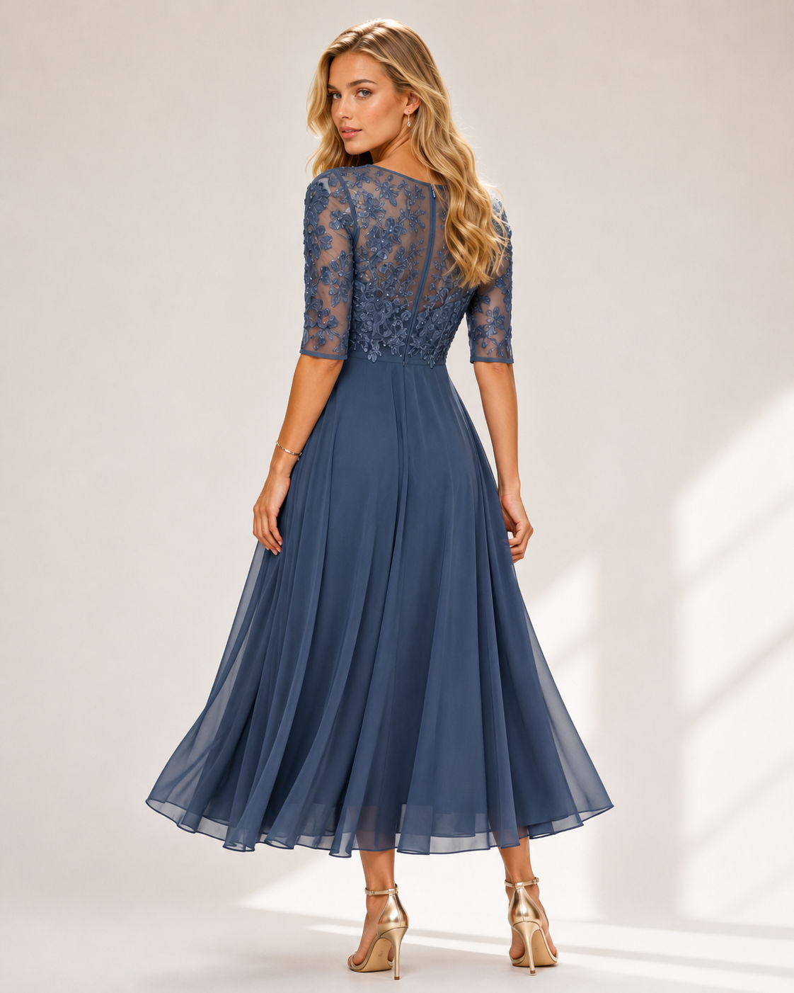 Vestido Margherita de encaje elegante