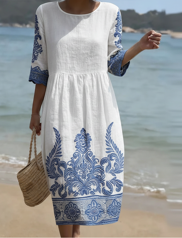 Tiffany en Blanco | Vestido con Estampado de Plantas y Flores