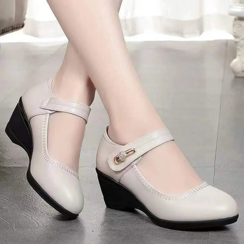 Lydia – Zapatos de Confort Elegantes con Tacón Medio