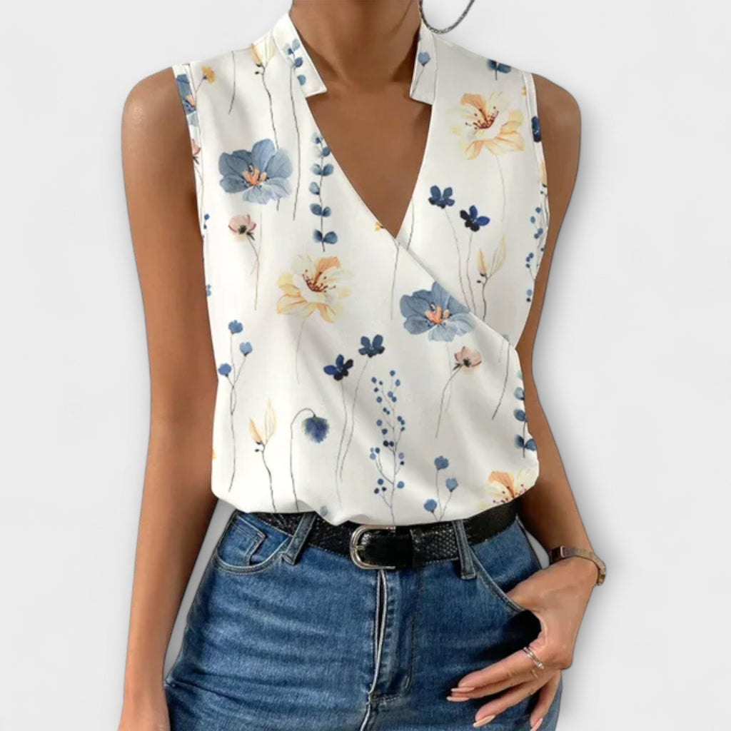 Top suave de verano con escote en V