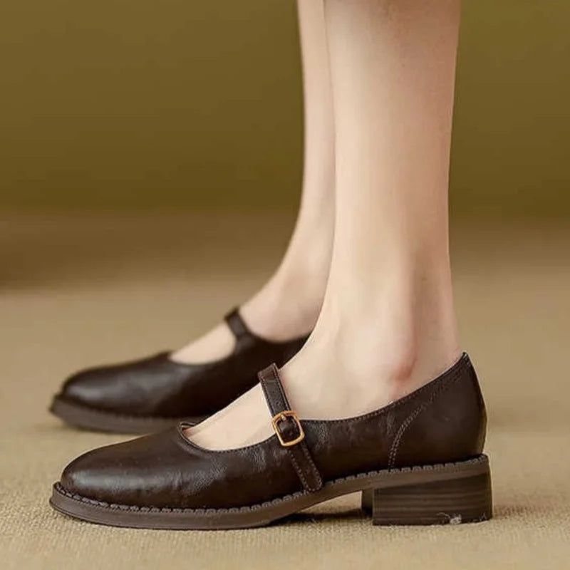 Zapatos Mary Jane Clásicos de Cuero