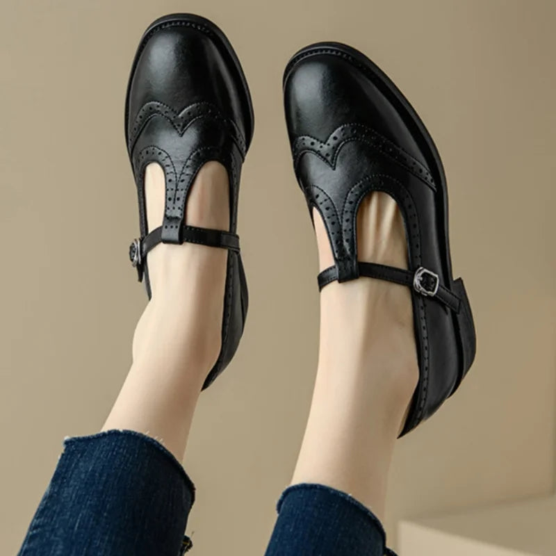 Elegantes Mary Janes con T-Strap
