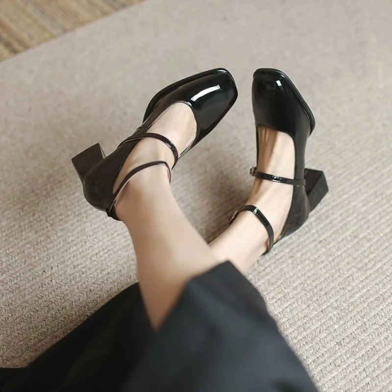 Elegantes Zapatos de Tacón con Correa al Tobillo