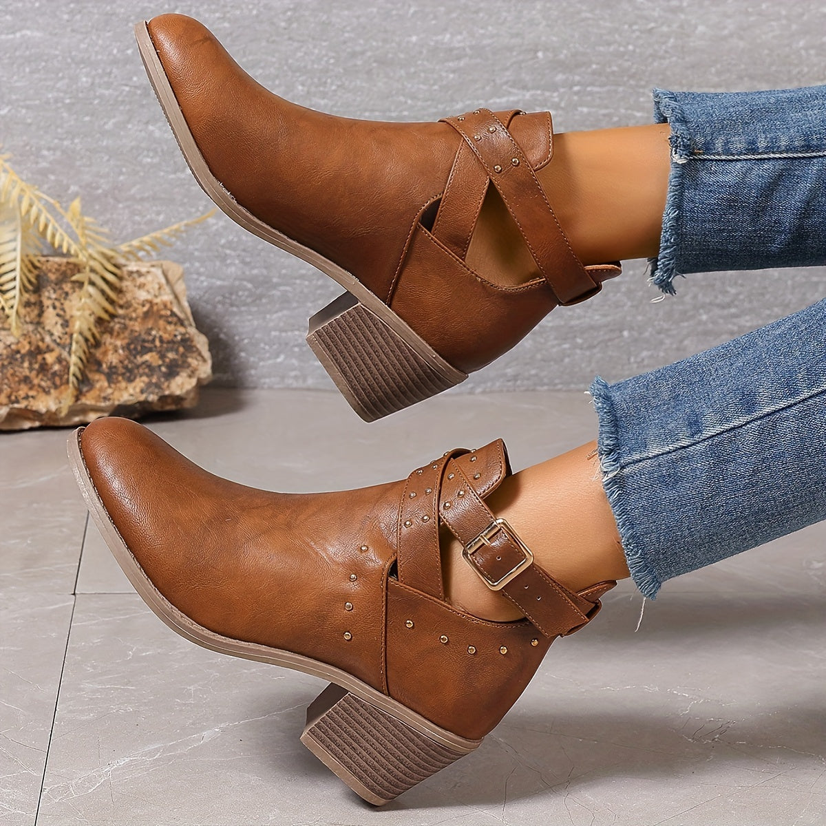 Lorena | Botines chelsea con hebilla