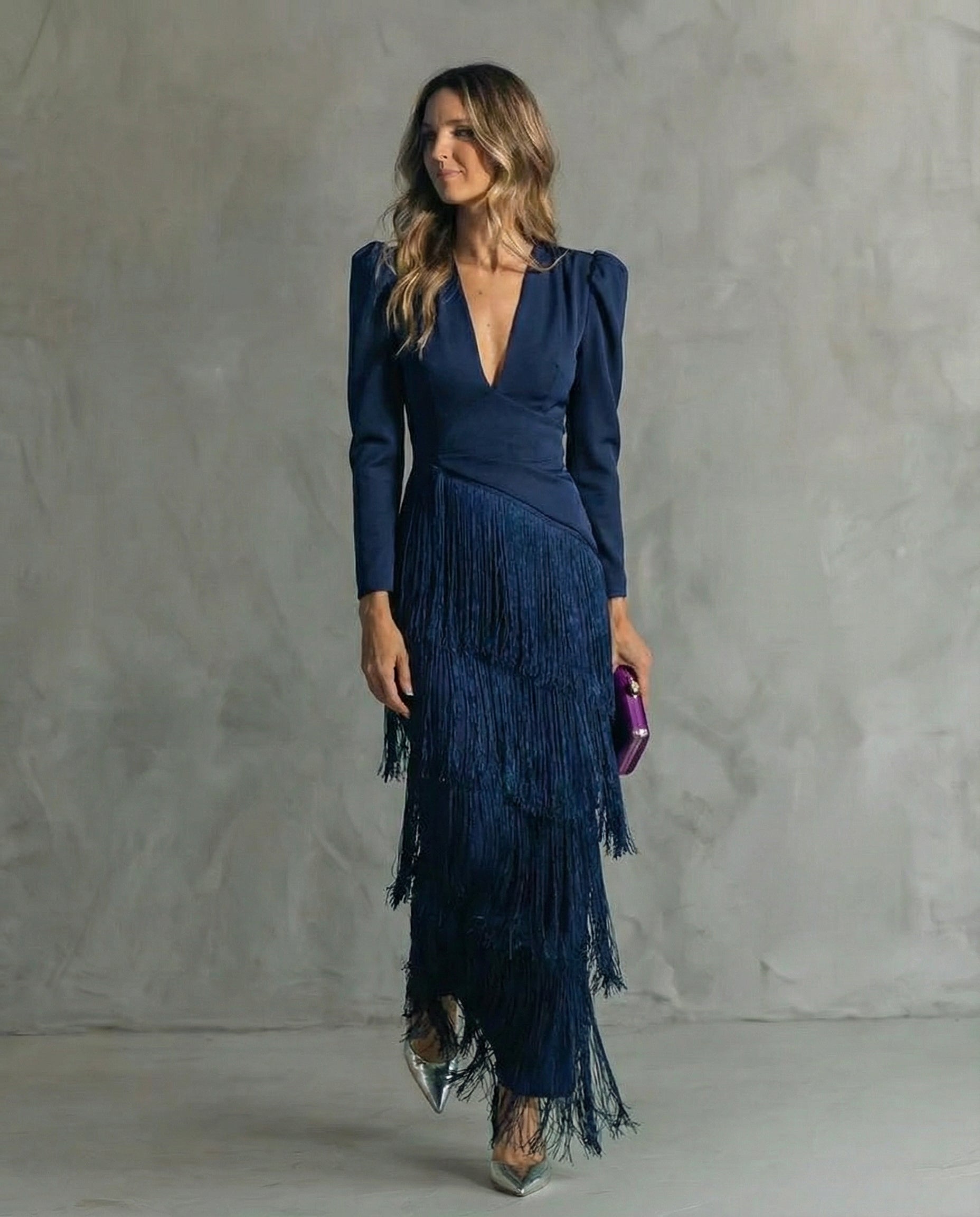 Alessia ™ Vestido midi elegante con mangas de flecos
